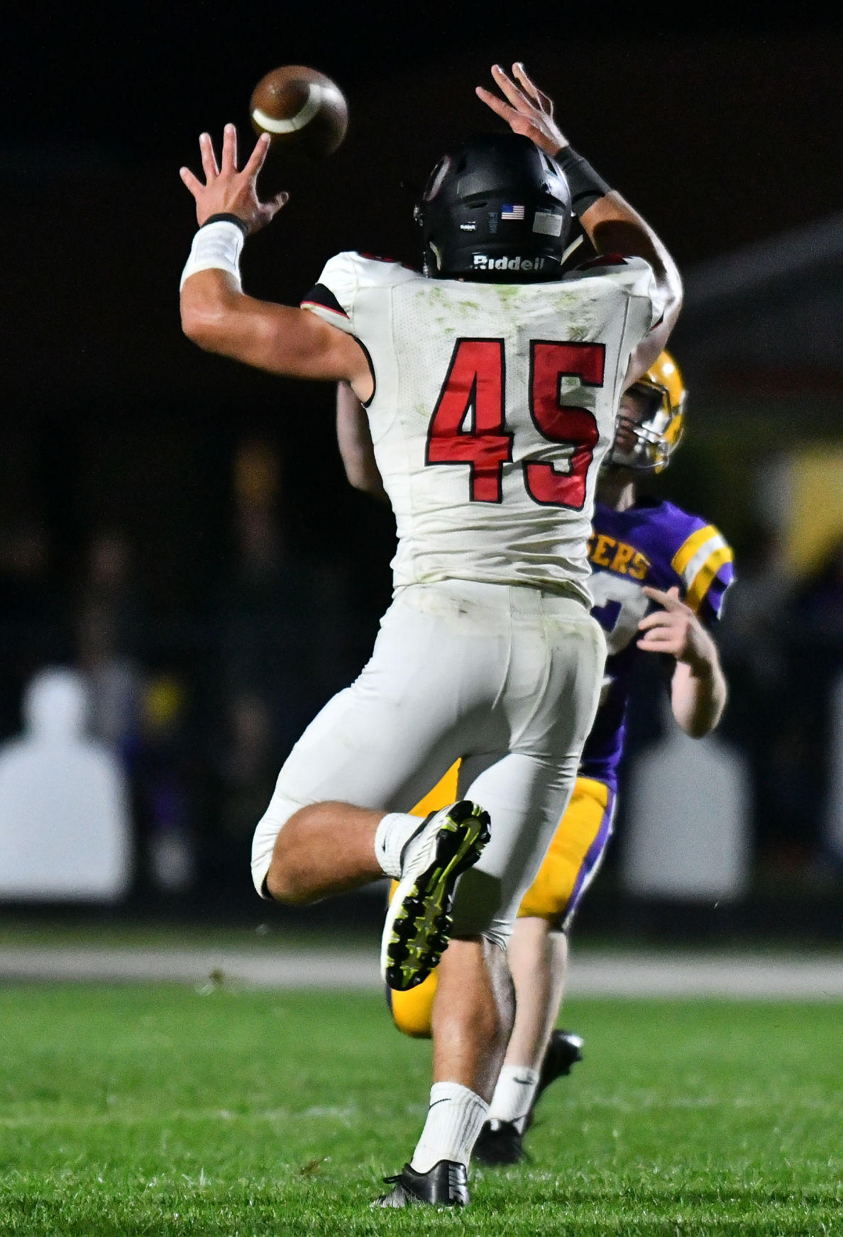OrionSherrardFB01_060A.jpg